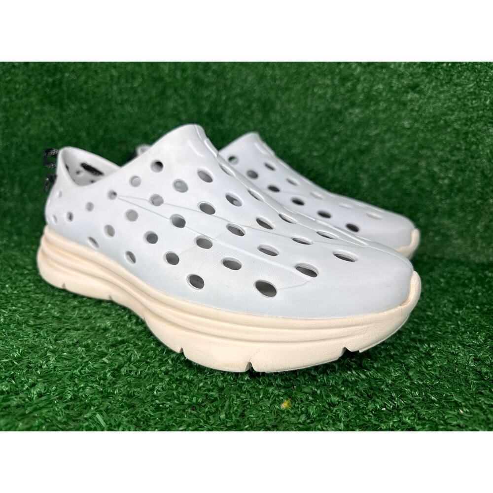 Kane Revive Slip On Running Recovery Shoes White Cream Men’s 9 Women’s 11